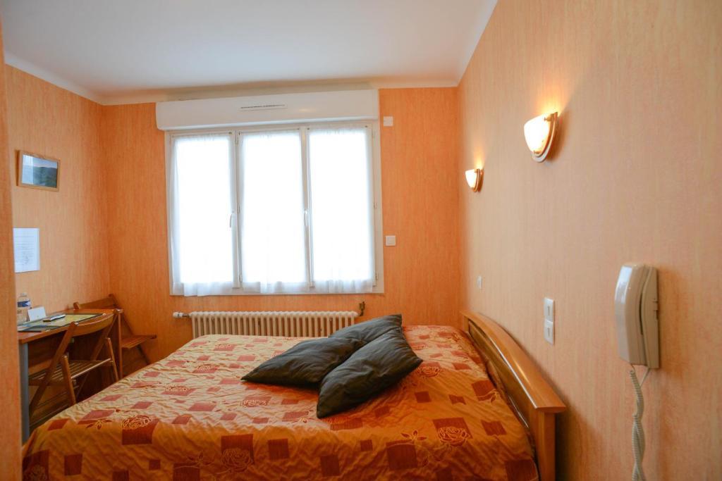 Au P'Tit Quinquin Hotell Le Val-Saint-Père Eksteriør bilde